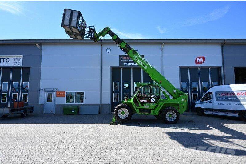 Merlo P 40.17 PLUS Merlo P40.17 PLUS Телескопические фронтальные погрузчики