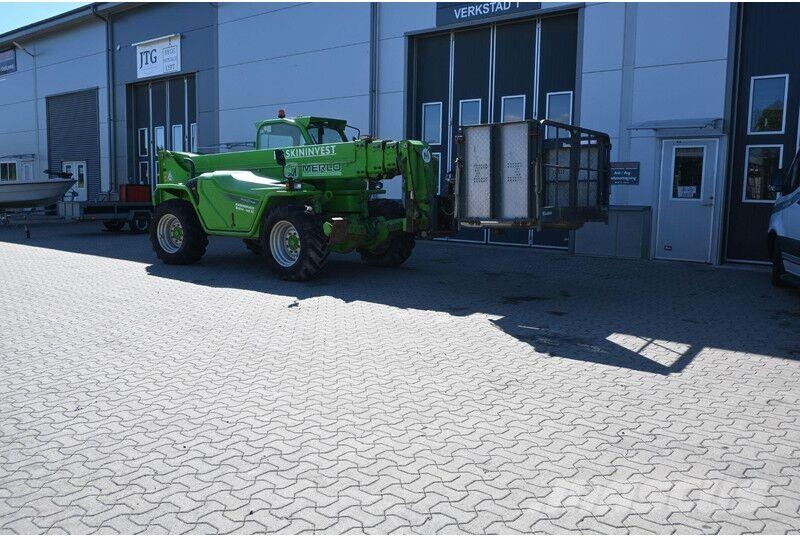 Merlo P 40.17 PLUS Merlo P40.17 PLUS Телескопические фронтальные погрузчики