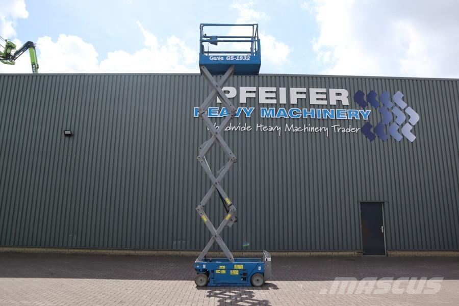 Genie GS1932 Electric, Working Height 7.8 m, 227kg Capac Plataformas tijera