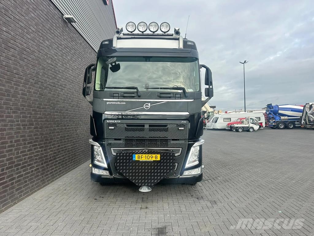 Volvo FH 540 6X4 + FASSI F710RA.2.28 KRAAN/KRAN/CRANE/GR Автокранове