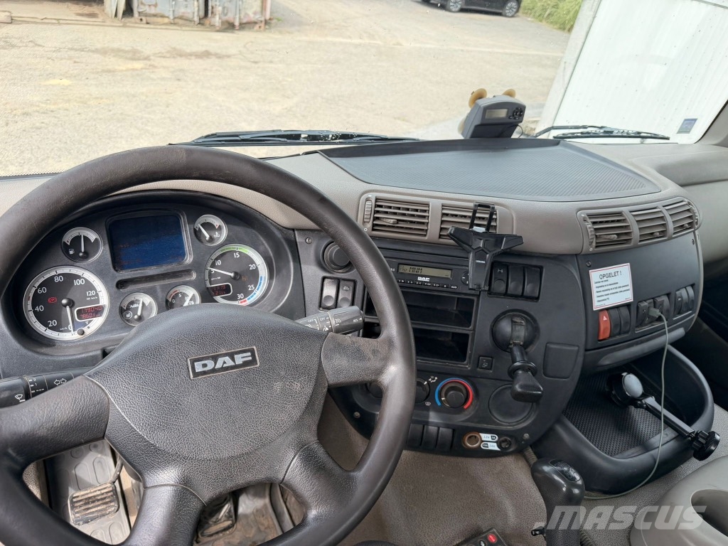 DAF CF 75 Camiones elevadores de gancho