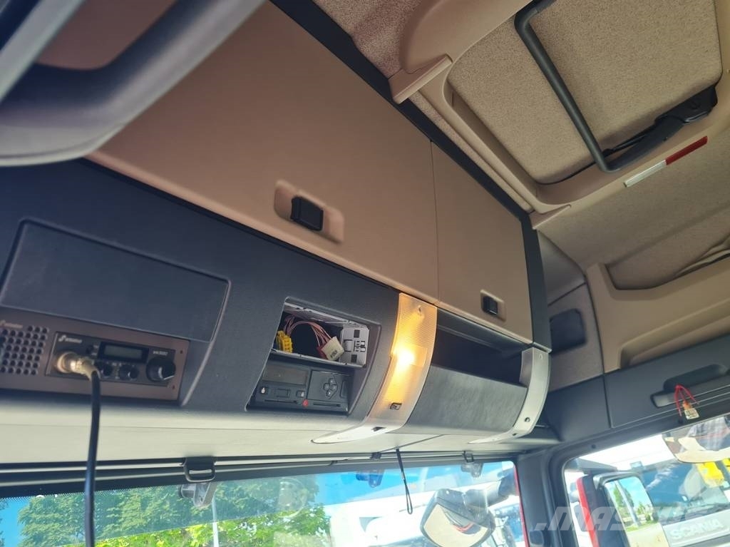 MAN TGS 18.360 / 6.1m Ciężarówki firanki