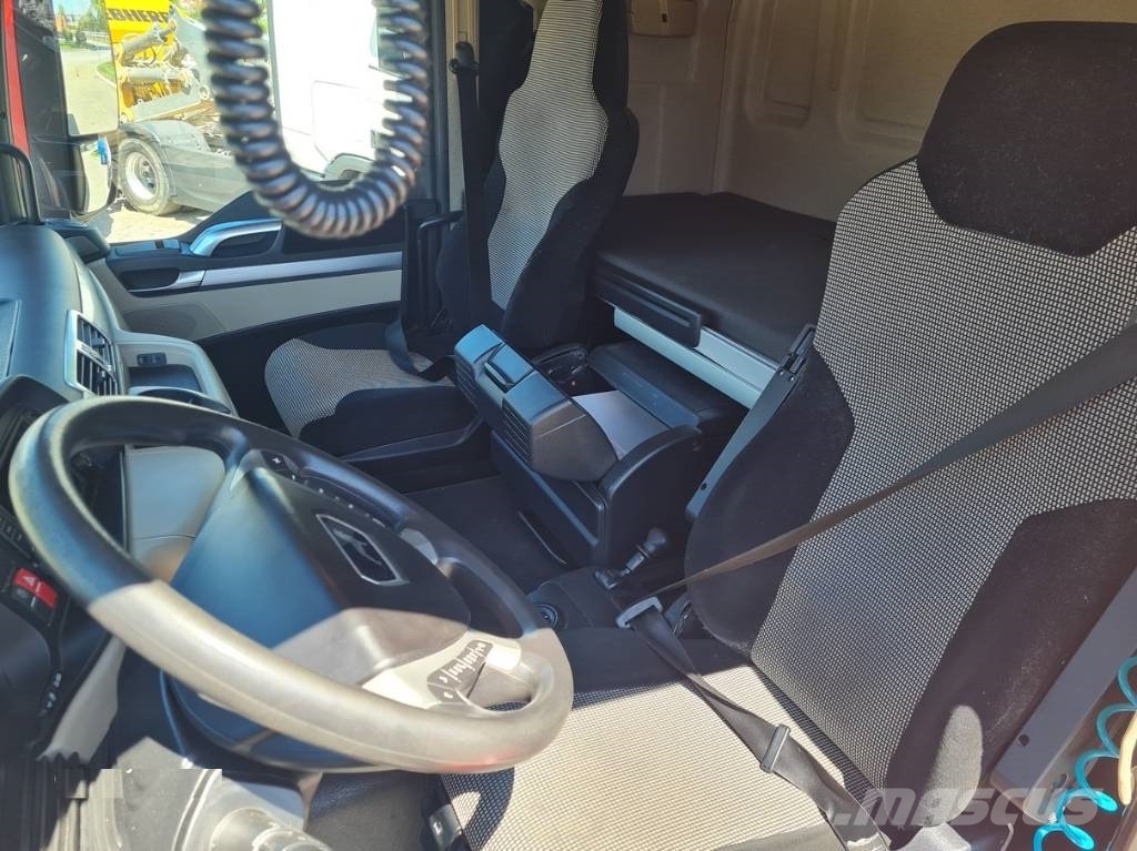 MAN TGS 18.360 / 6.1m Ciężarówki firanki