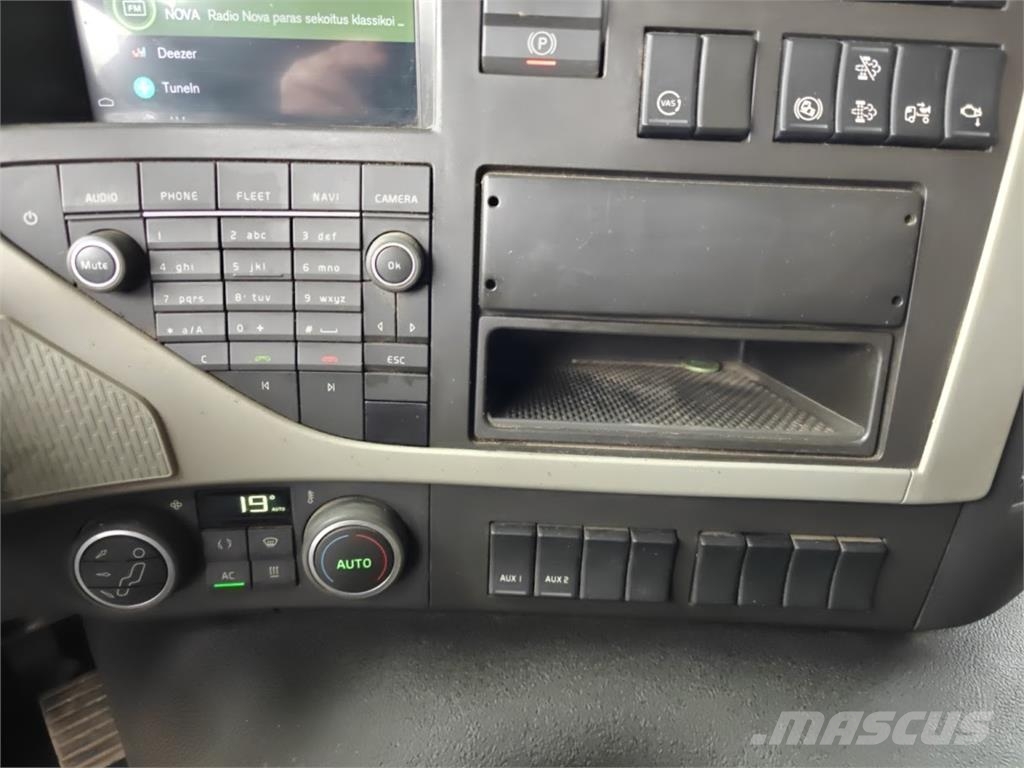 Volvo FM 84 FR-D13 Camiones grúa