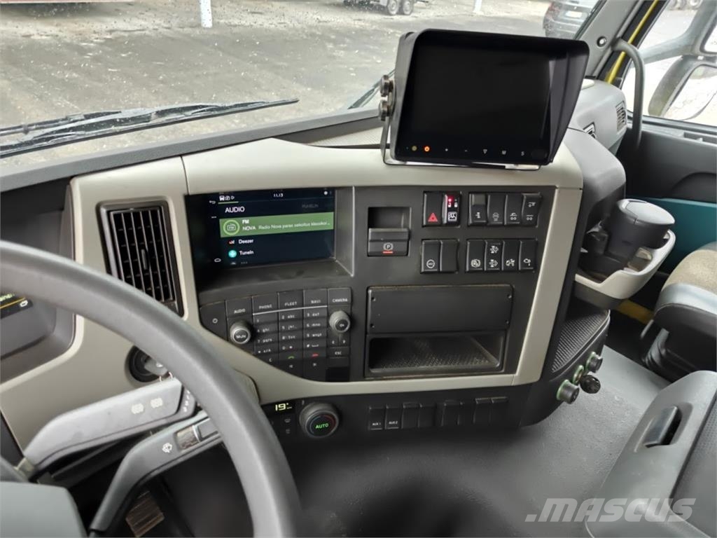 Volvo FM 84 FR-D13 Camiones grúa