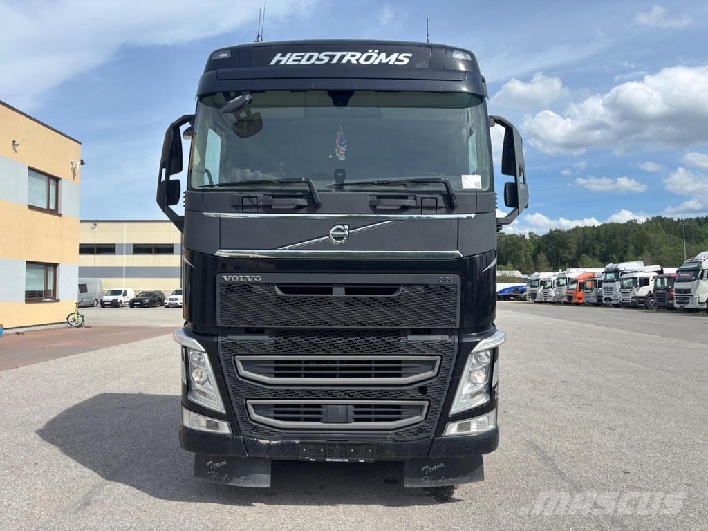 Volvo FH540 6X4 EURO6 + VEB + LIFTING AXLE Chassis Cab trucks