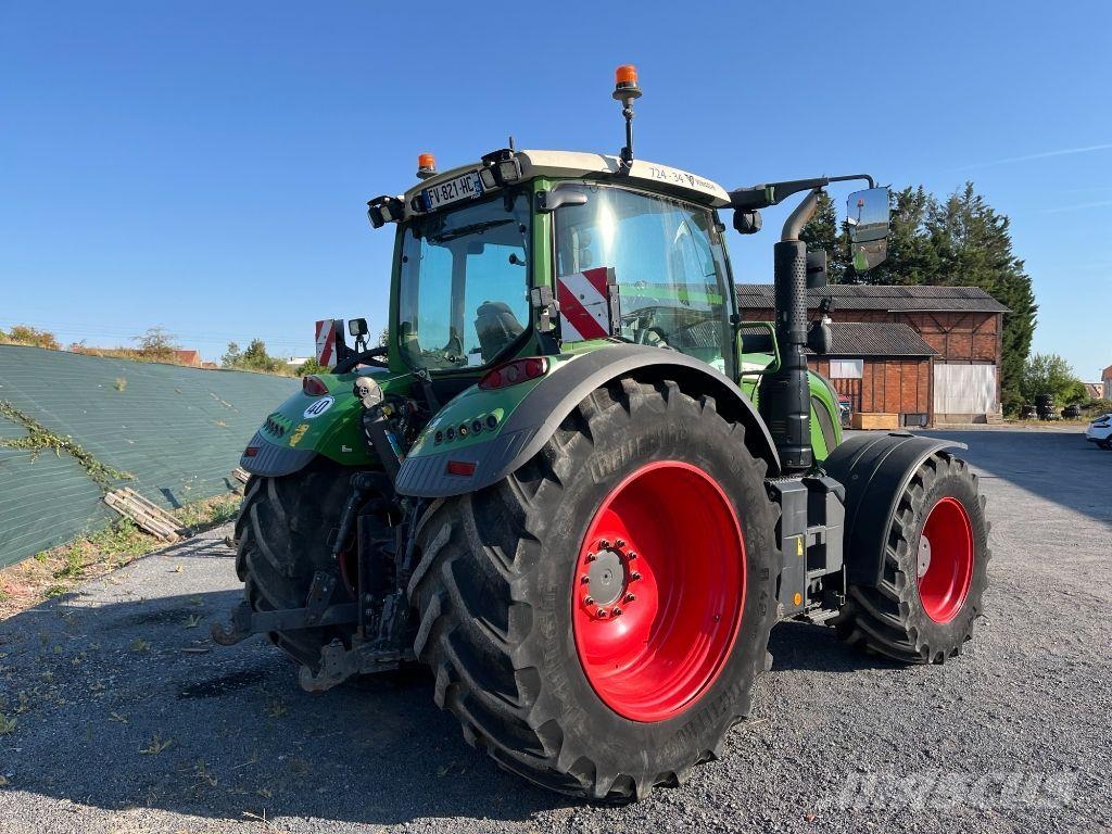 Fendt 724 POWER+ S4 Трактори