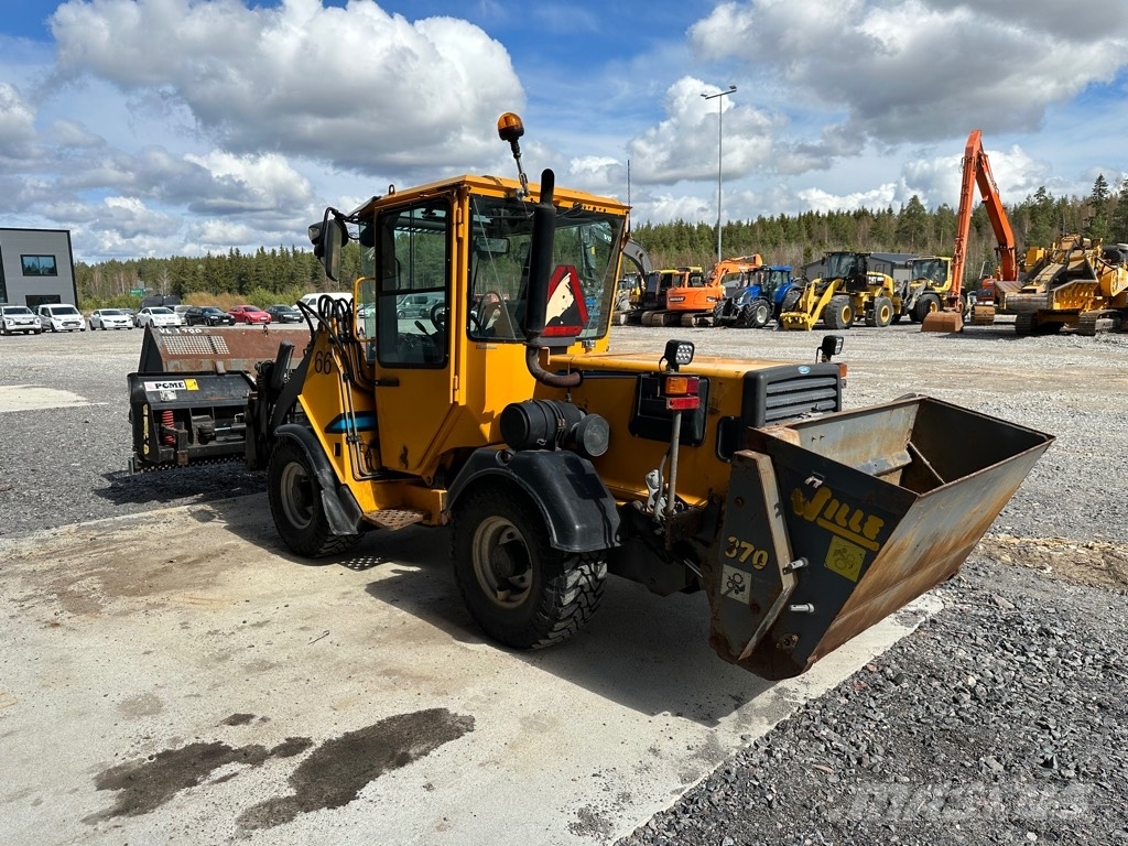 Wille 455 B Комунални съоражения