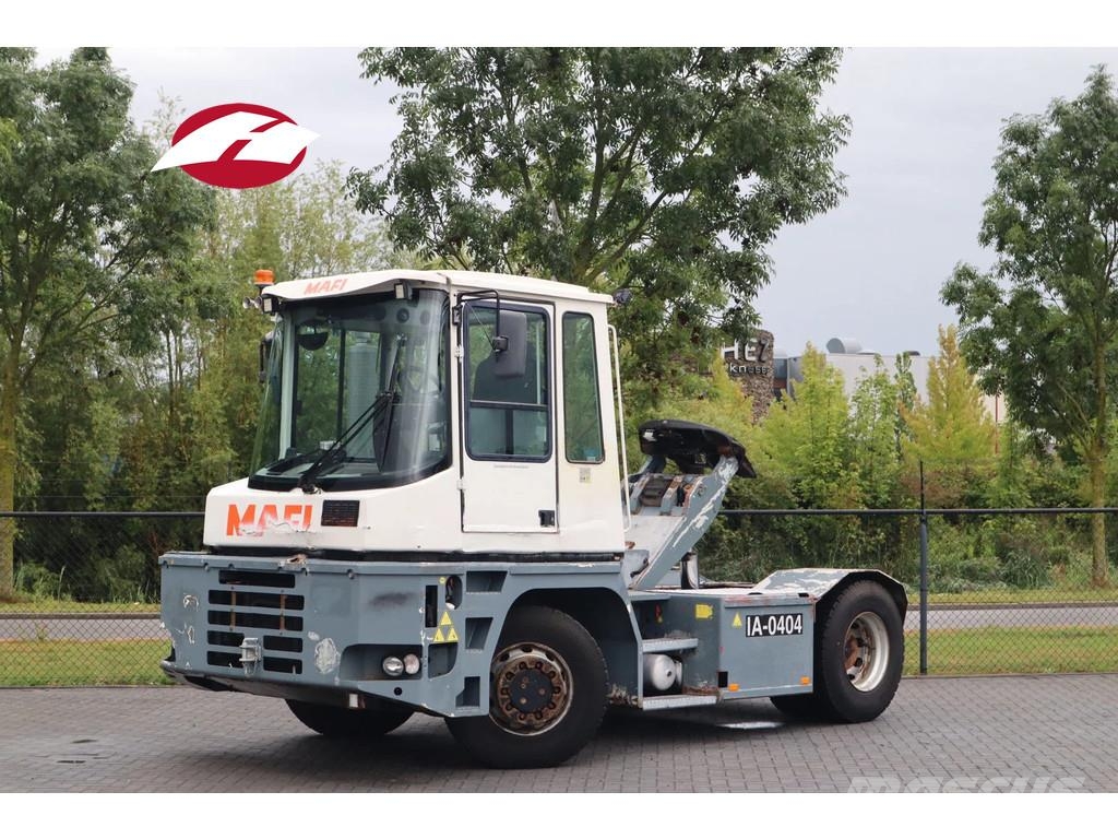 Mafi R332 | 4X4 | 32 TON | ROTATING SEAT Terminal tractors