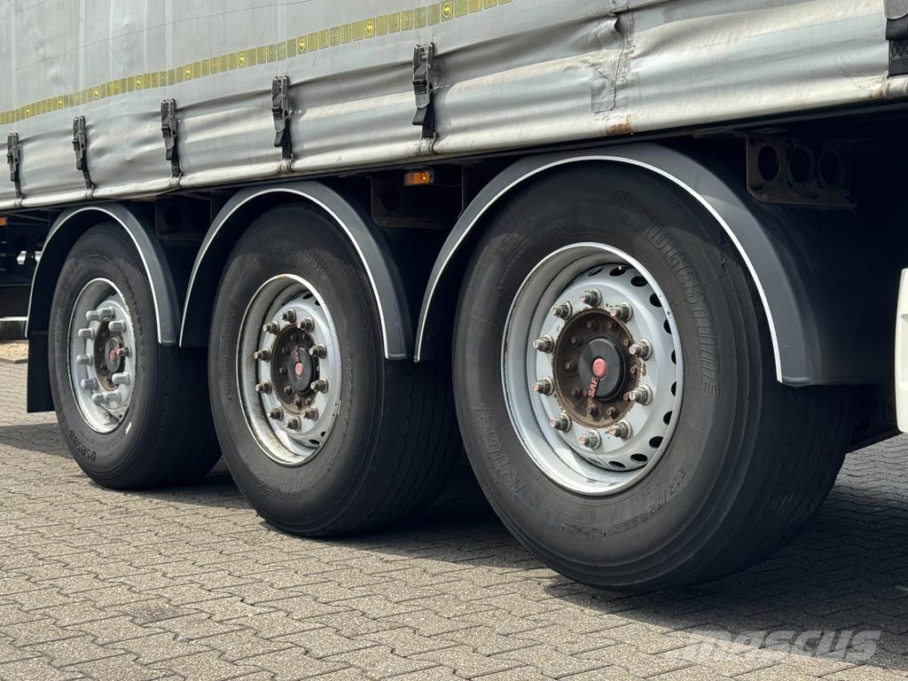 Wielton NS-3 Schuifzeil -Dak / SAF-Disc / Lift-as Semirremolques con caja de lona
