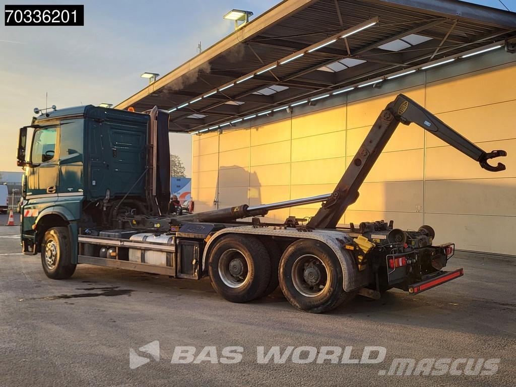 Mercedes-Benz Arocs 2651 6X6 HAD 6x6 Meiller Hooklift Euro 6 Vrachtwagen met containersysteem