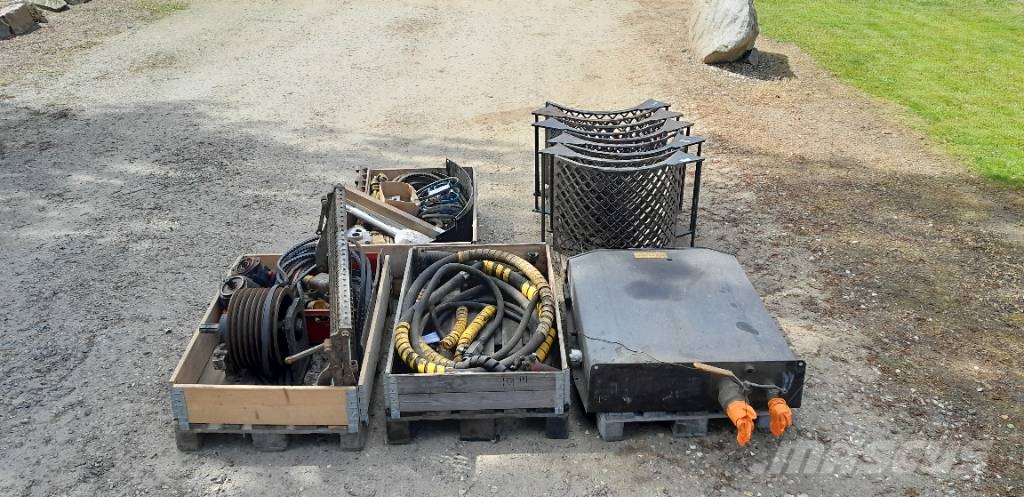 Kesla 645 chipper unit Trituradoras de madera