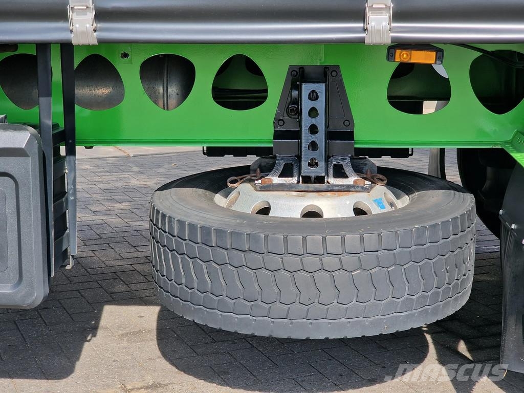 Berger Ecotrail Tautliner 3 axle - SAF Axle - Pallet box Schuifzeilen