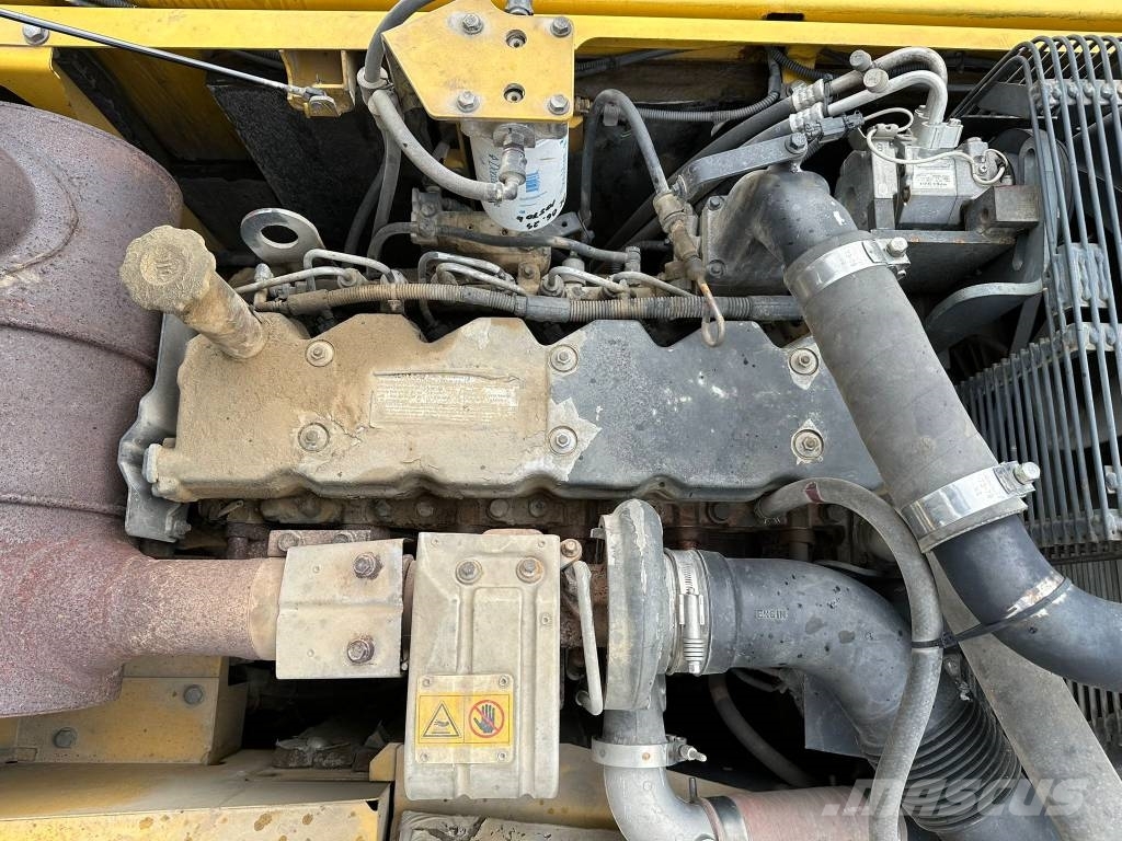 Komatsu PC 210 LC-8+Rototilt Bageri guseničari