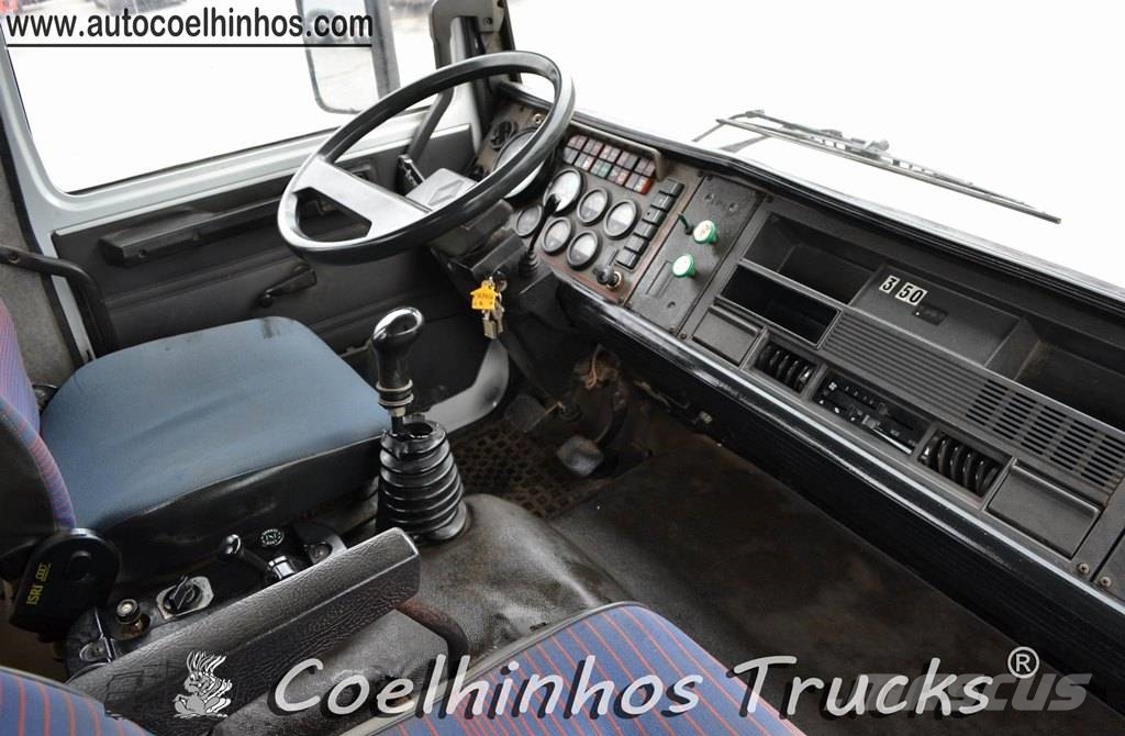 Renault G 210 Camiones portacontenedores