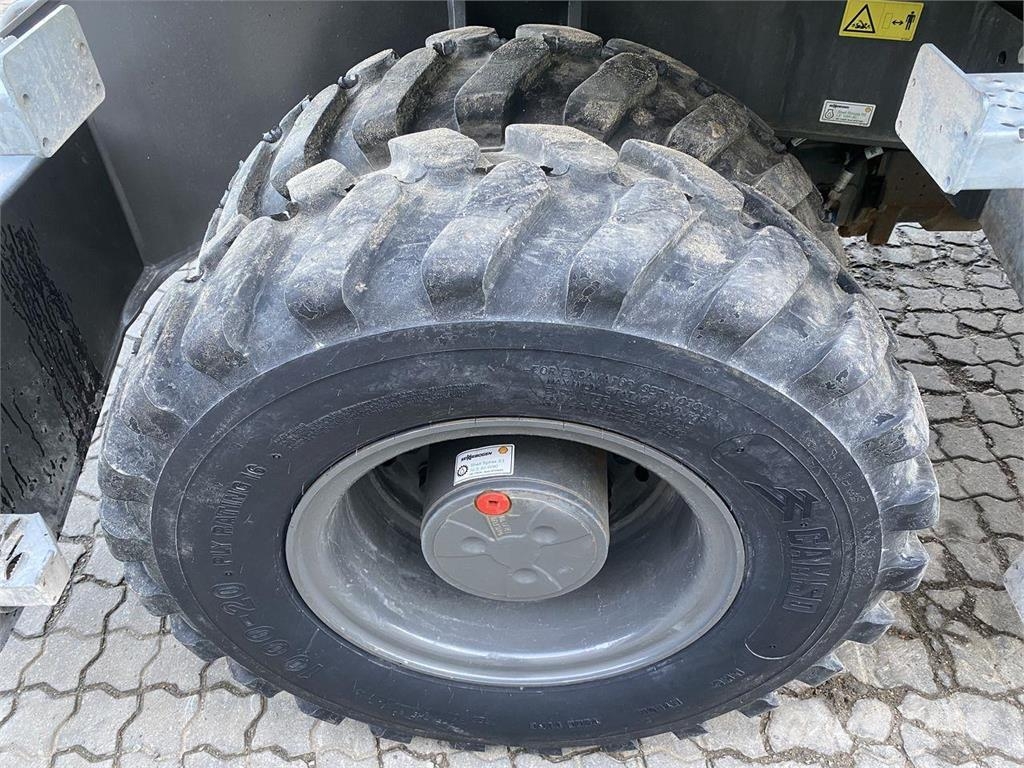 Sennebogen 613E-M All-Terrain-Krane