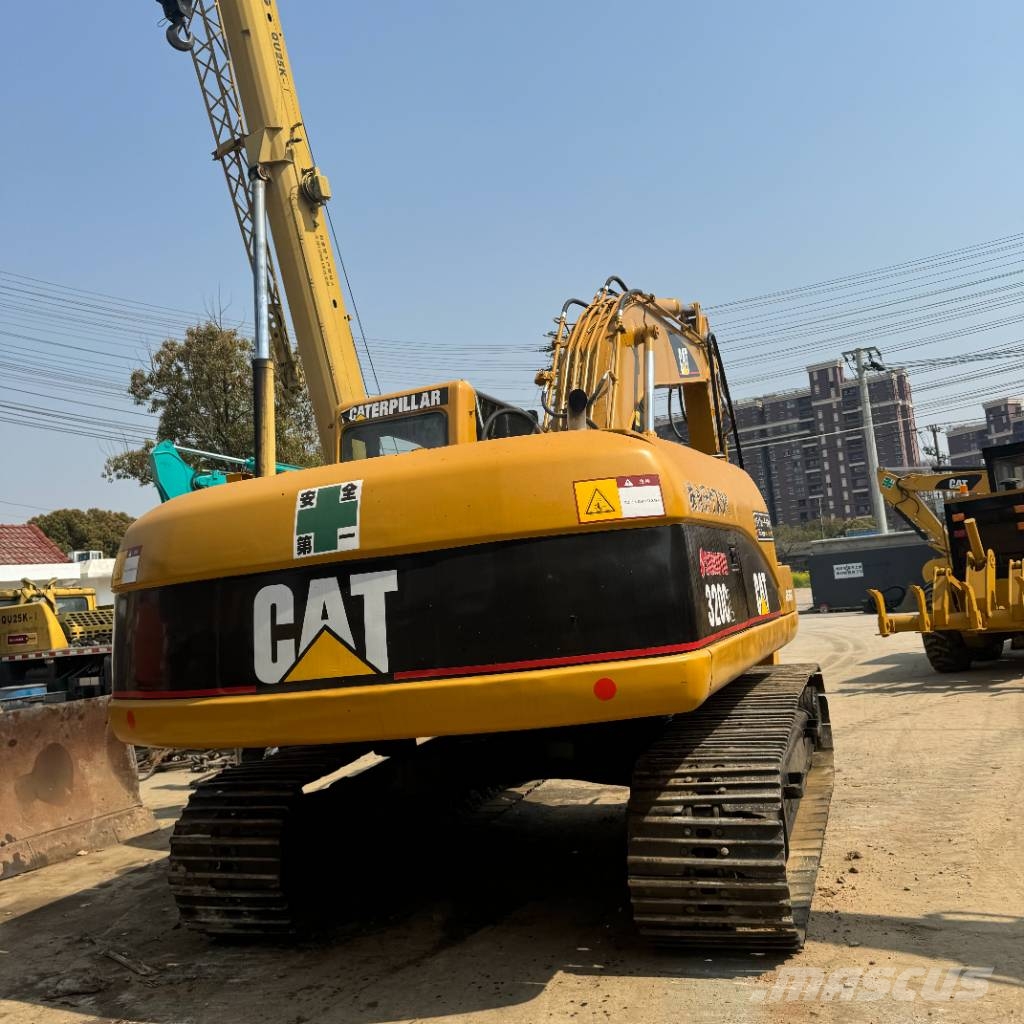 CAT 320 C L Gravemaskiner på larvebånd