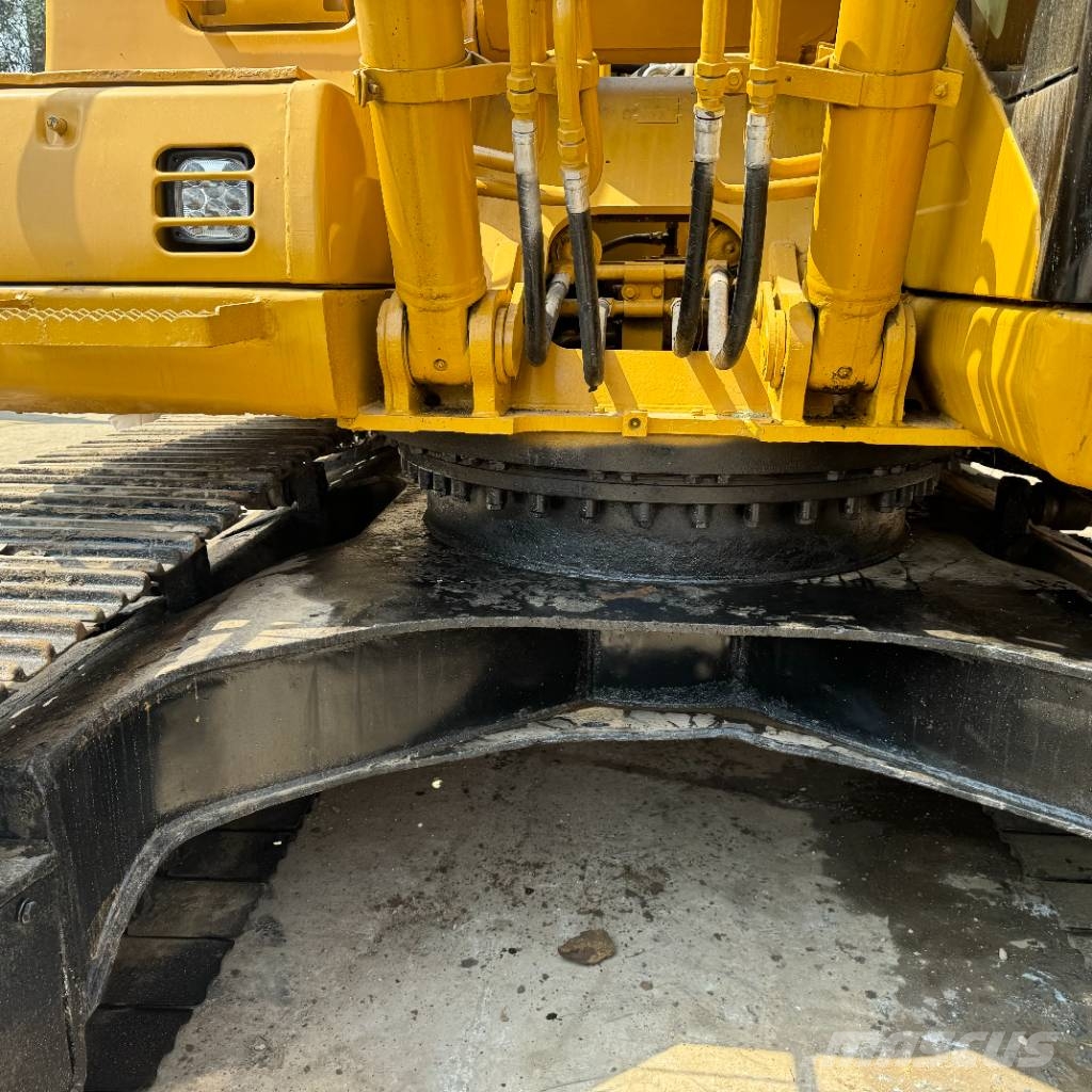 CAT 320 C L Gravemaskiner på larvebånd