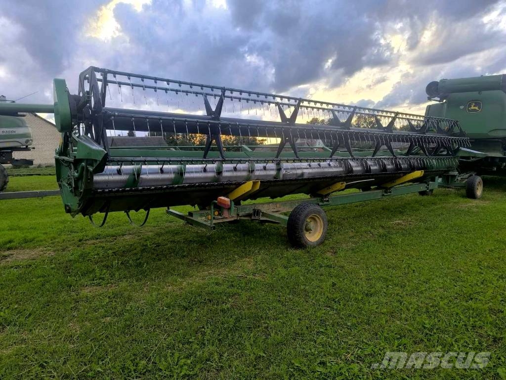 John Deere 9880 i STS Combine harvesters