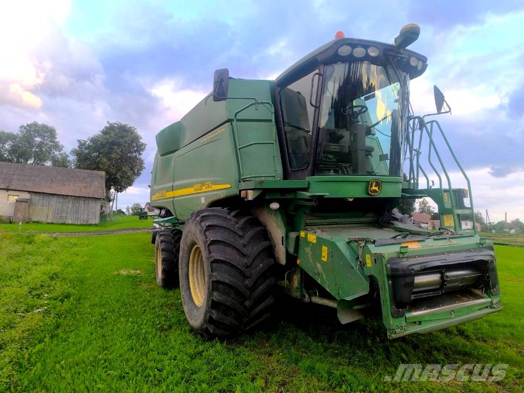 John Deere 9880 i STS Combine harvesters