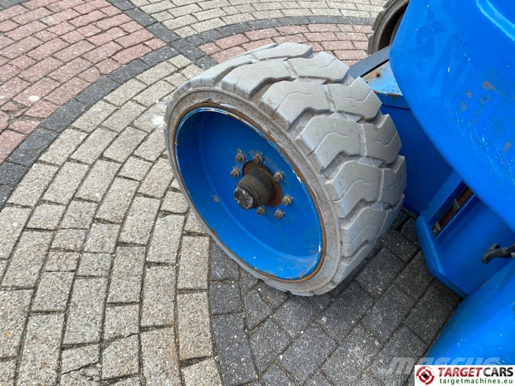 Niftylift HR15NDE HyBrid Articulated Boom Work Lift 1550cm Nacelle Automotrice