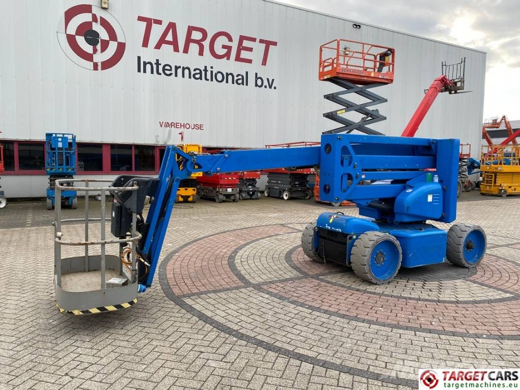 Niftylift HR15NDE HyBrid Articulated Boom Work Lift 1550cm Nacelle Automotrice