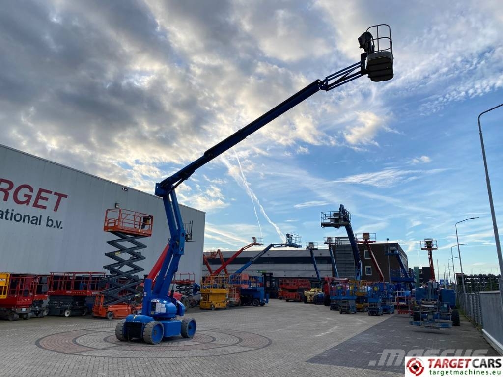 Niftylift HR15NDE HyBrid Articulated Boom Work Lift 1550cm Nacelle Automotrice