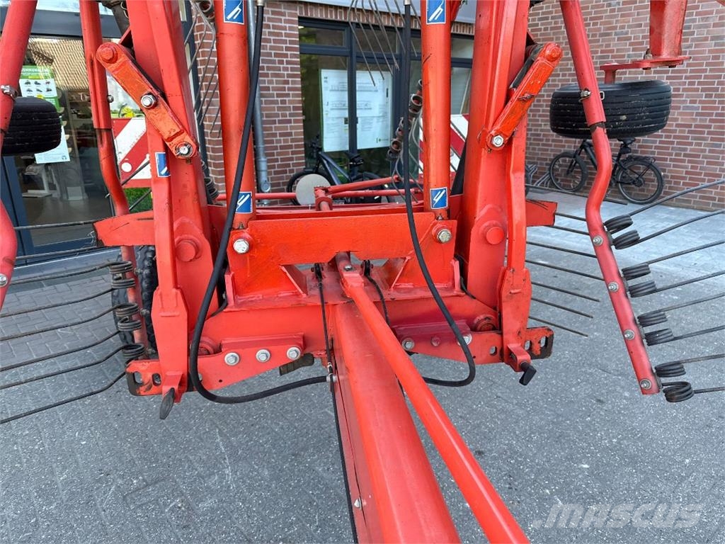 Kuhn GA 7501 Прибиральні комбайни