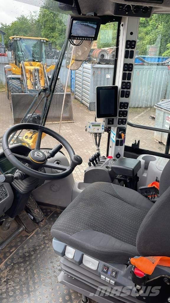 Volvo L 70 H Pale gommate