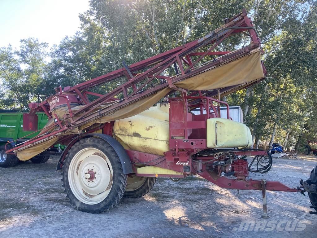 Hardi COMMANDER 2800 Plus Vučene prskalice