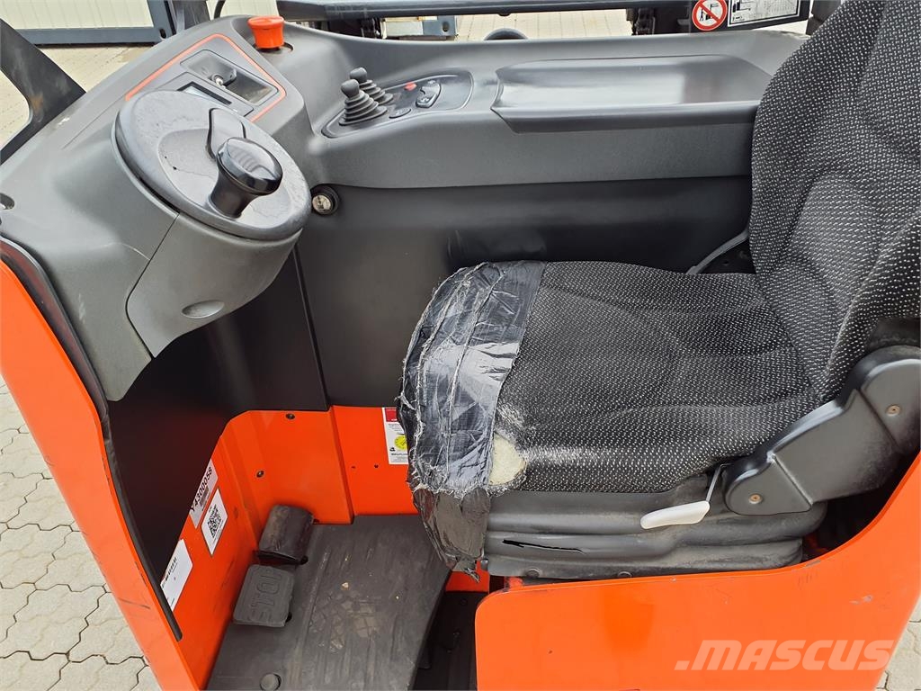 Linde D12RW Samohybné vozíky