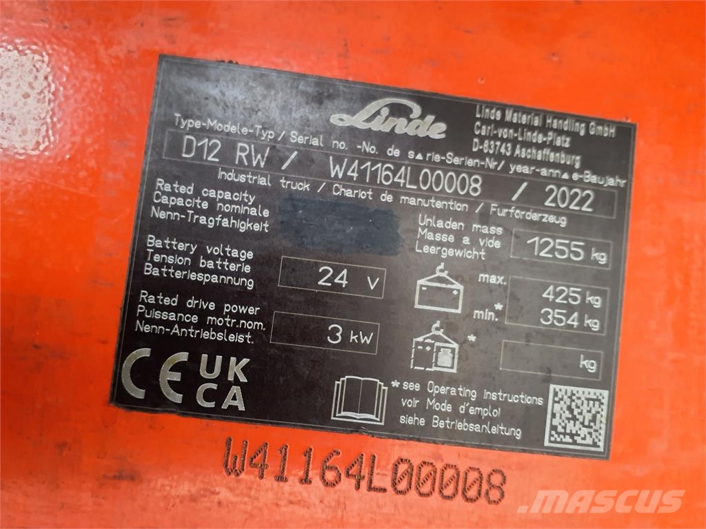 Linde D12RW Self propelled stackers
