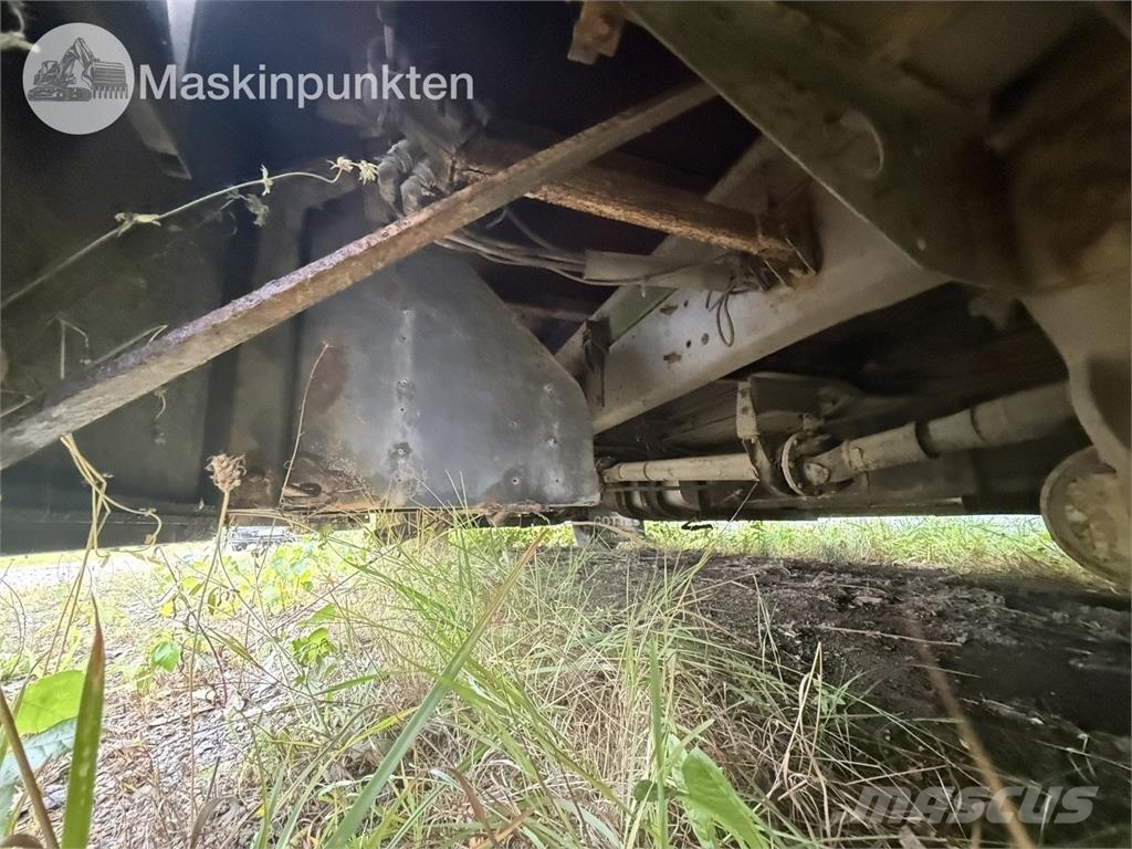 Volvo FL 614 4X2 Loomaveokid