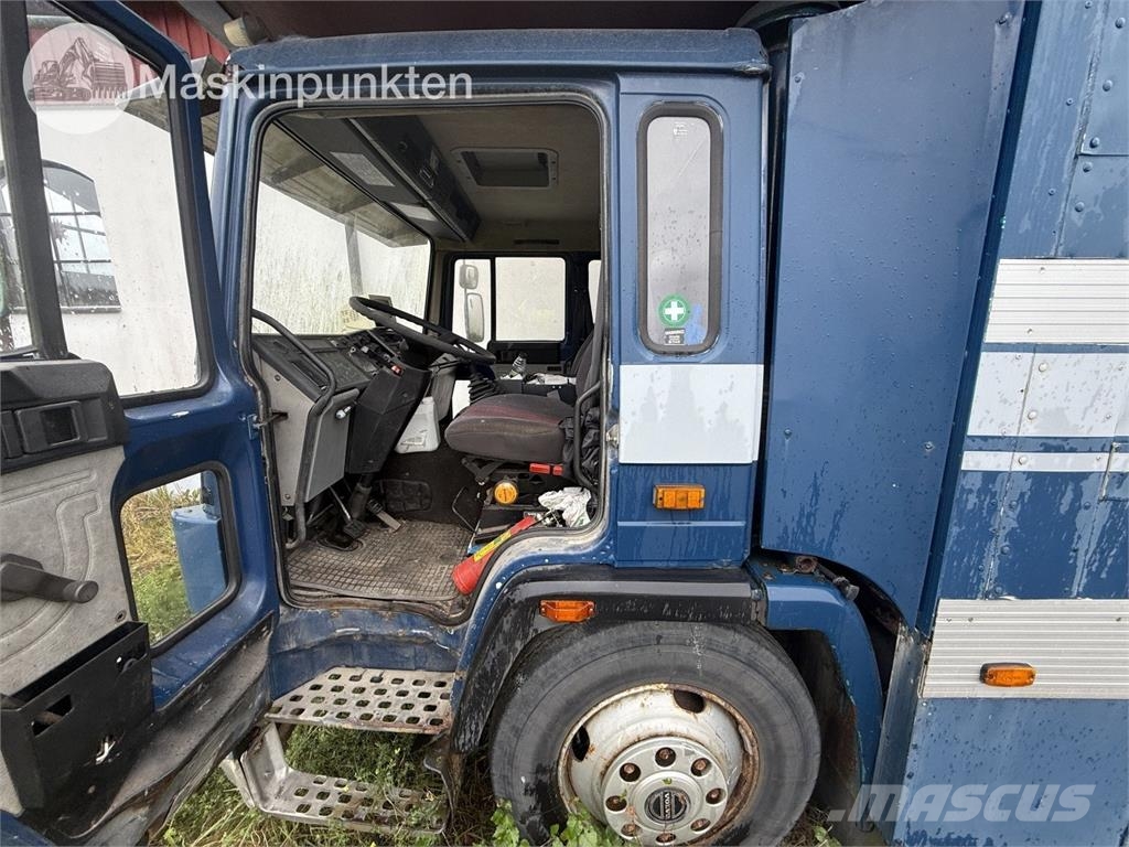 Volvo FL 614 4X2 Loomaveokid