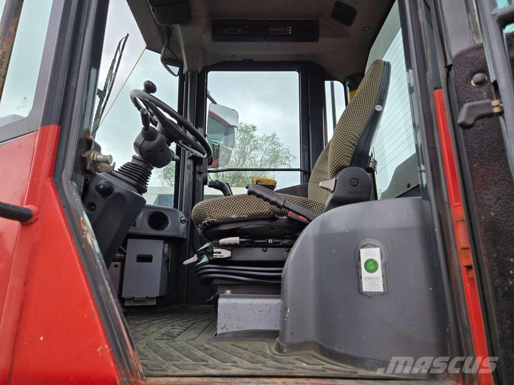 Komatsu WA200PZ-6 Колесни товарачи