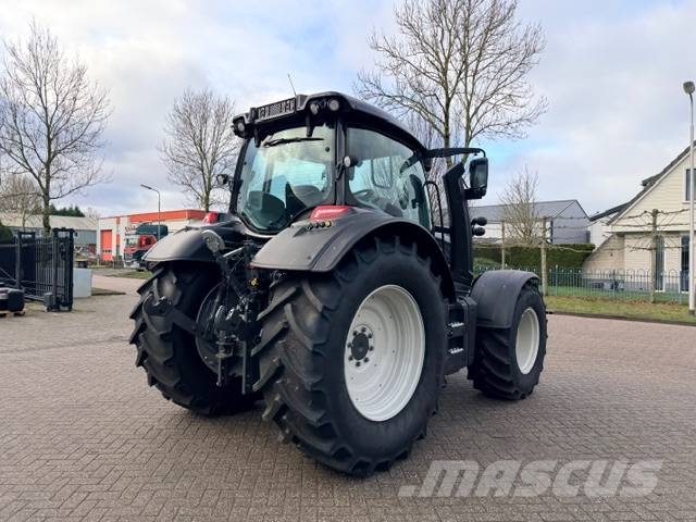 Valtra N135 Direct Smart Touch 拖拉机/农用车