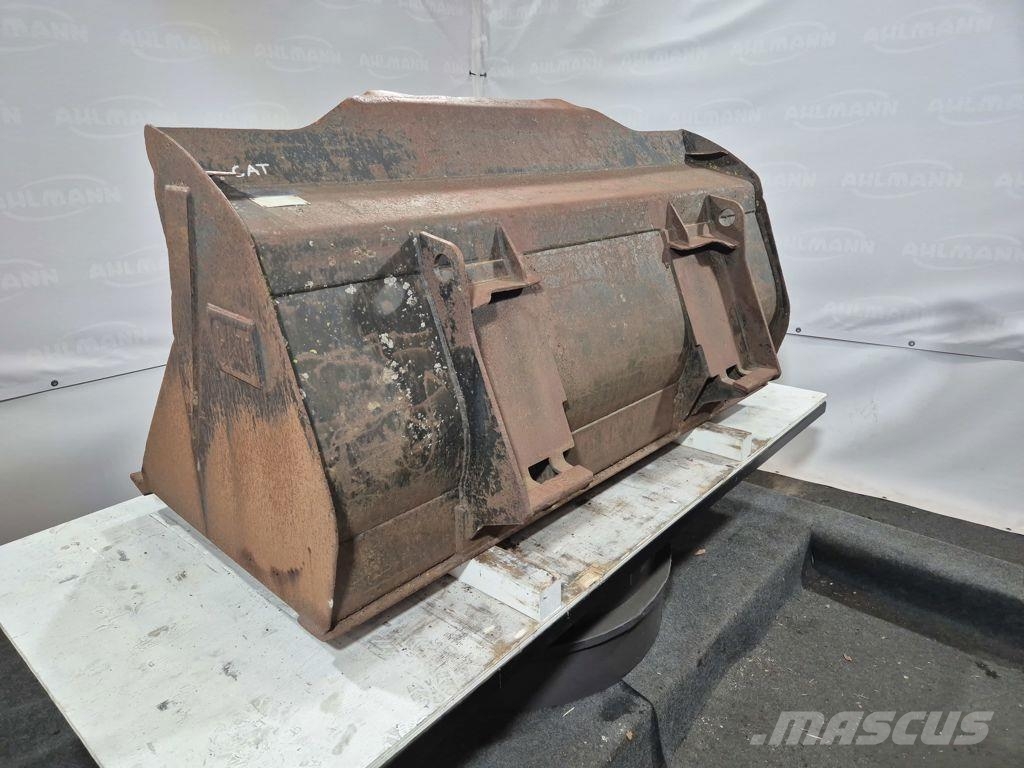 CAT 906H Dichte bak Κουβάδες