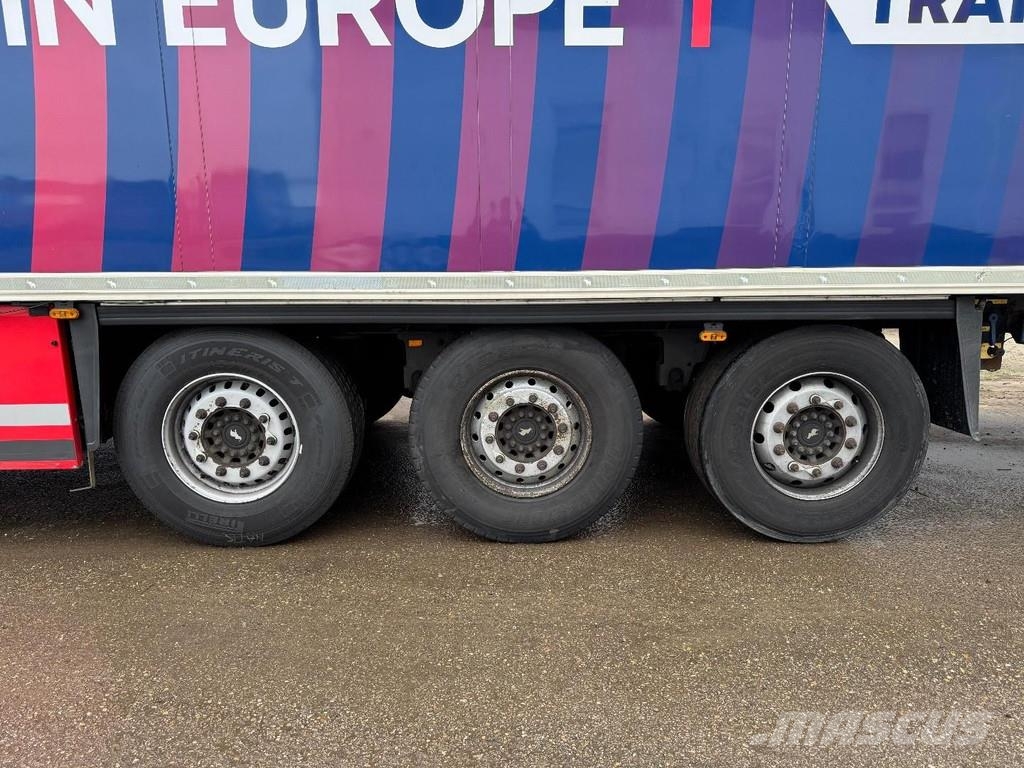 Schmitz Cargobull SCB S3B THERMO KING SLX 400 - 3 AXLE SCHMITZ Külmikpoolhaagised