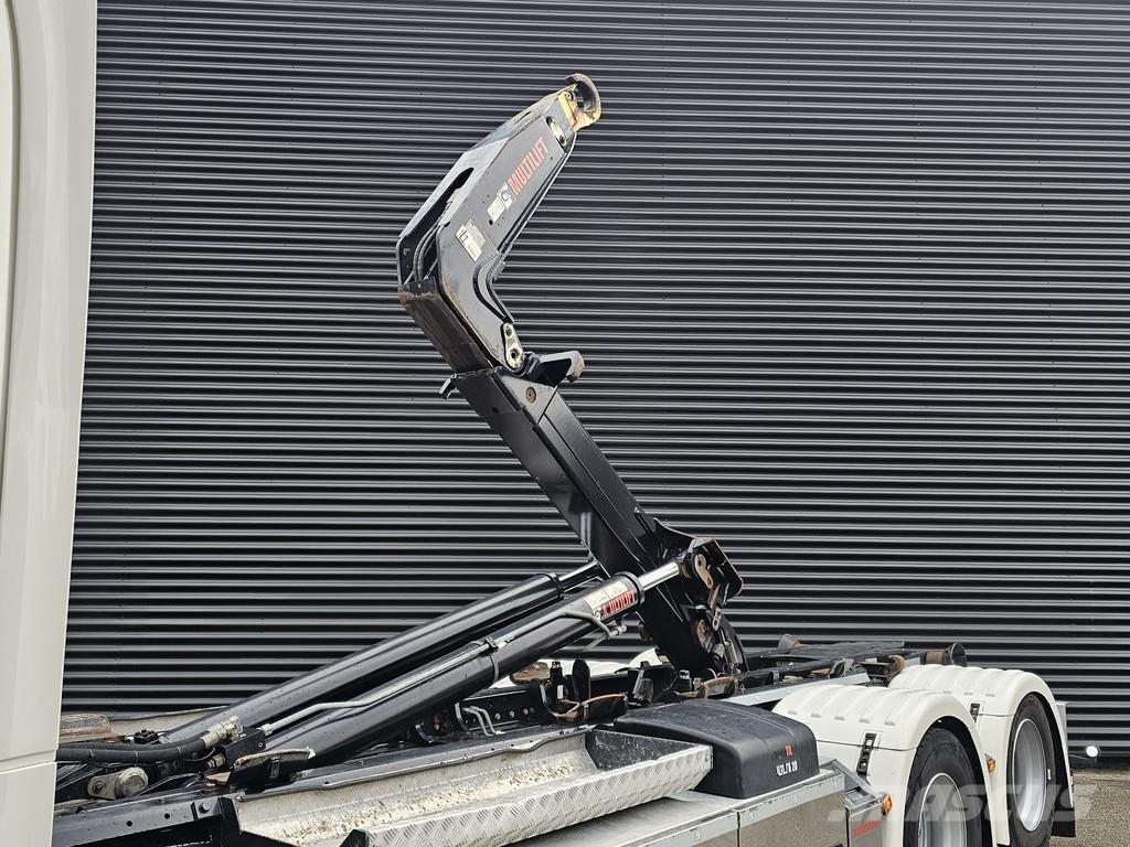 Scania R580 V8 6x2 / HOOKLIFT / HAAKARM / ABROLKIPPER Abrollkipper