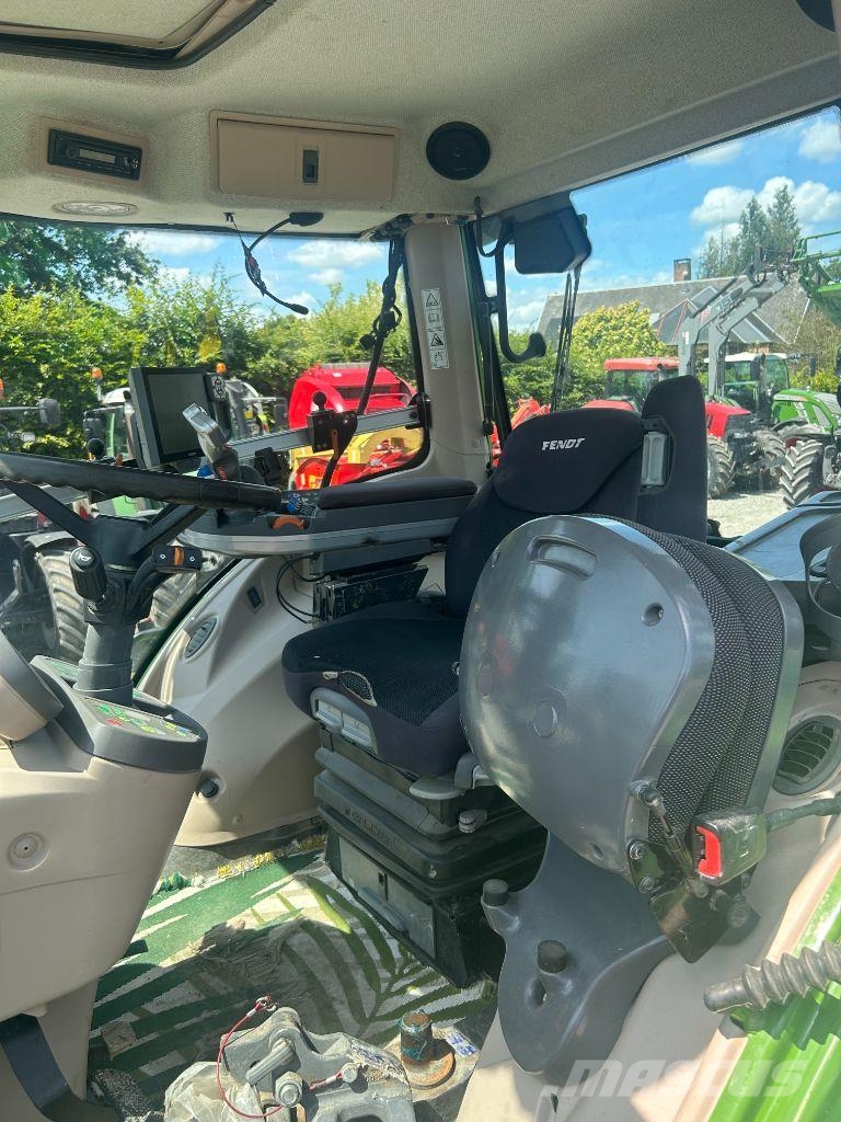 Fendt 828 S4 PROFI + Трактори