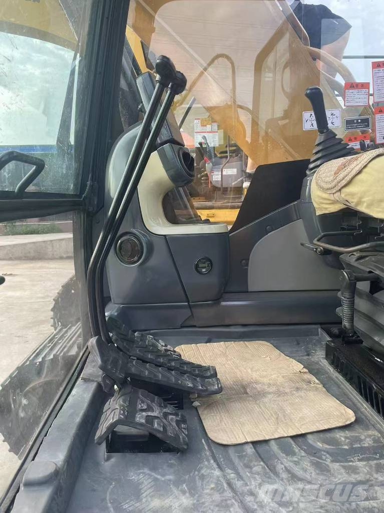CAT 315D2GC Midi-gravemaskiner 7t - 12t