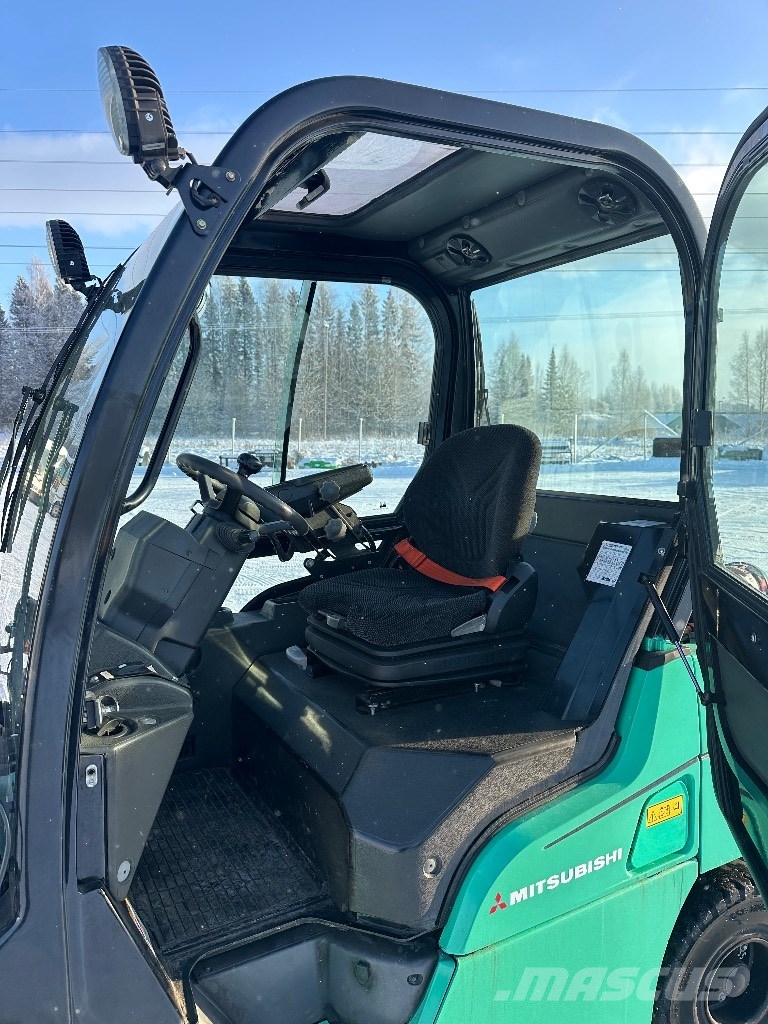 Mitsubishi FD 35 N Diiseltõstukid