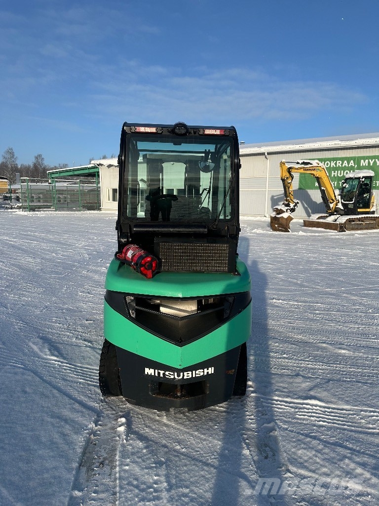 Mitsubishi FD 35 N Diiseltõstukid