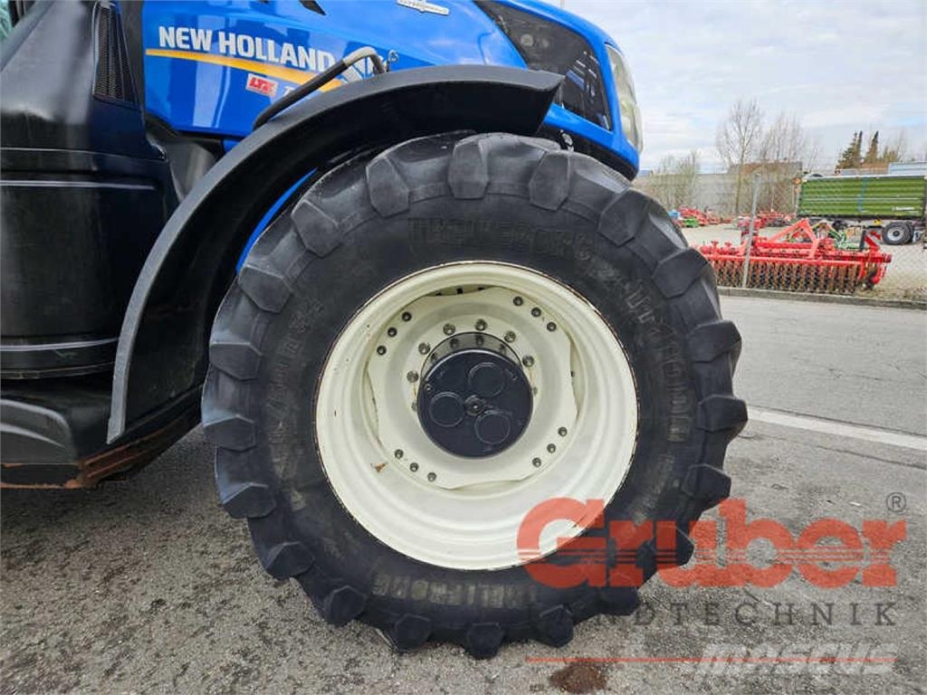 New Holland T 7.290 HD AC Traktorid