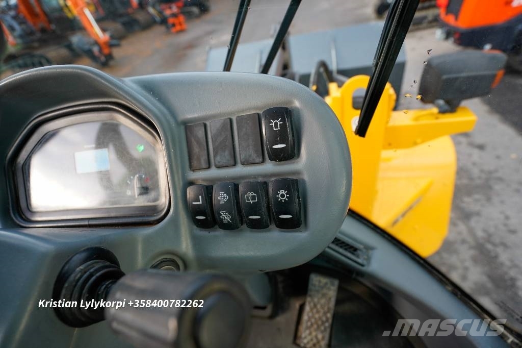 Volvo L35G LAMELLIRENKAAT 轮式装载机
