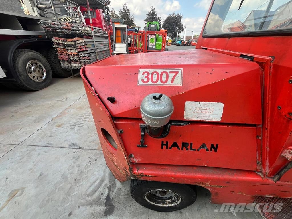 Harlan HTAD30 Terminalni tegljači