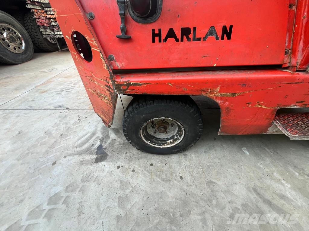Harlan HTAD30 Terminalni tegljači