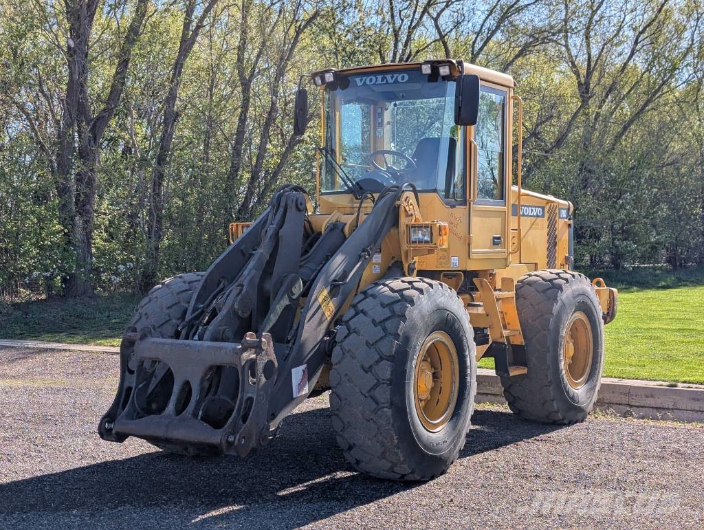 Volvo L 70 D لوادر بعجل