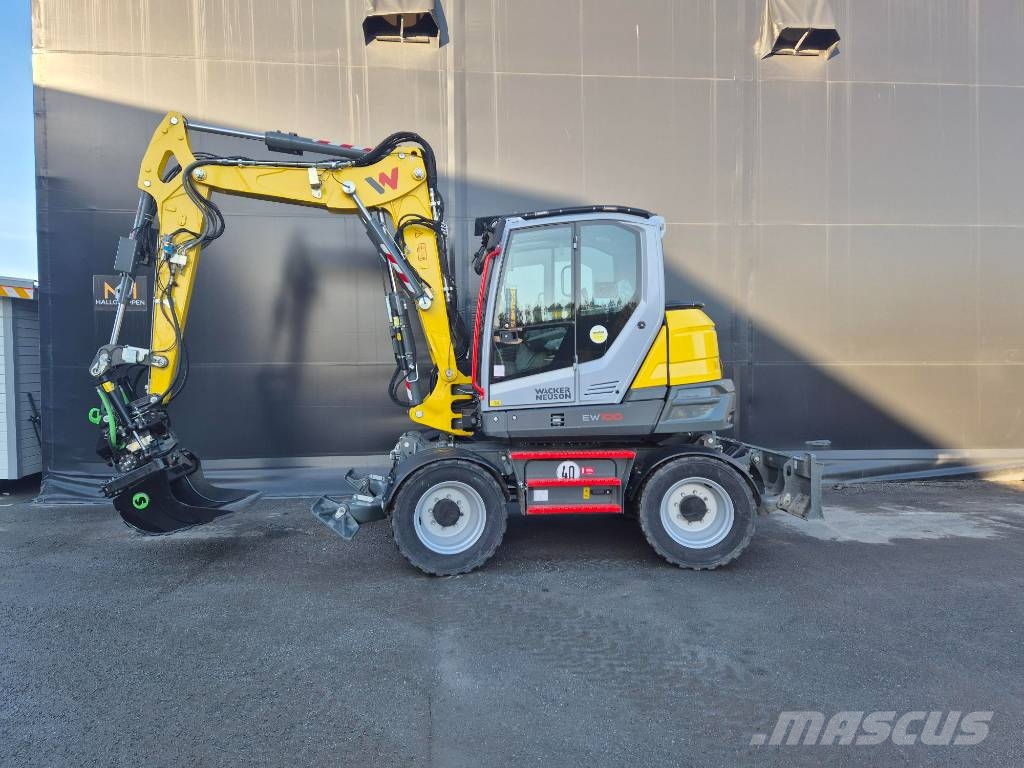 Wacker Neuson EW100-2  40km/h LAGERMASKIN Escavadeiras de rodas