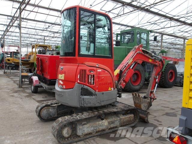 Yanmar Vio25-4 小型挖掘机